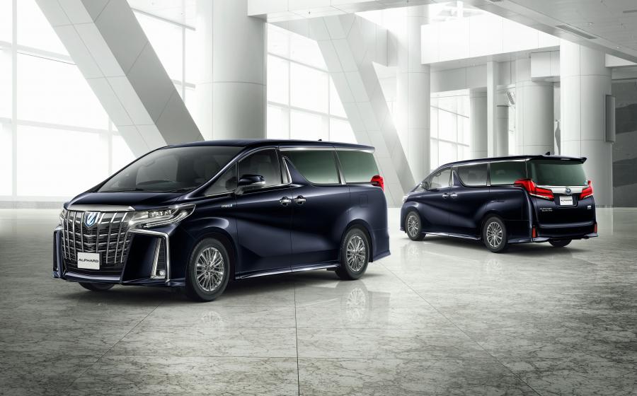  Toyota Alphard Executive Lounge S 2018 года  (фото 4 из 4)
